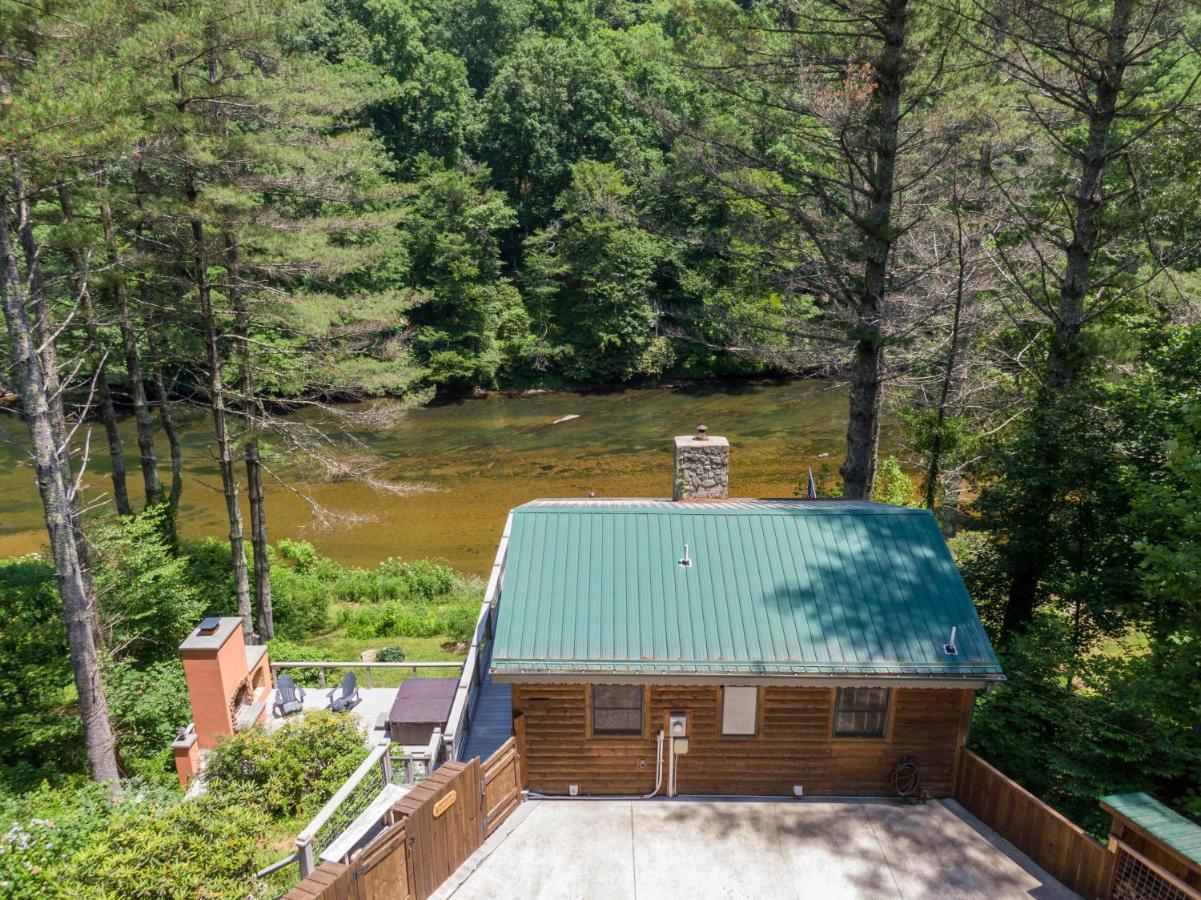 Knotty Pine Villa West Jefferson Exterior photo